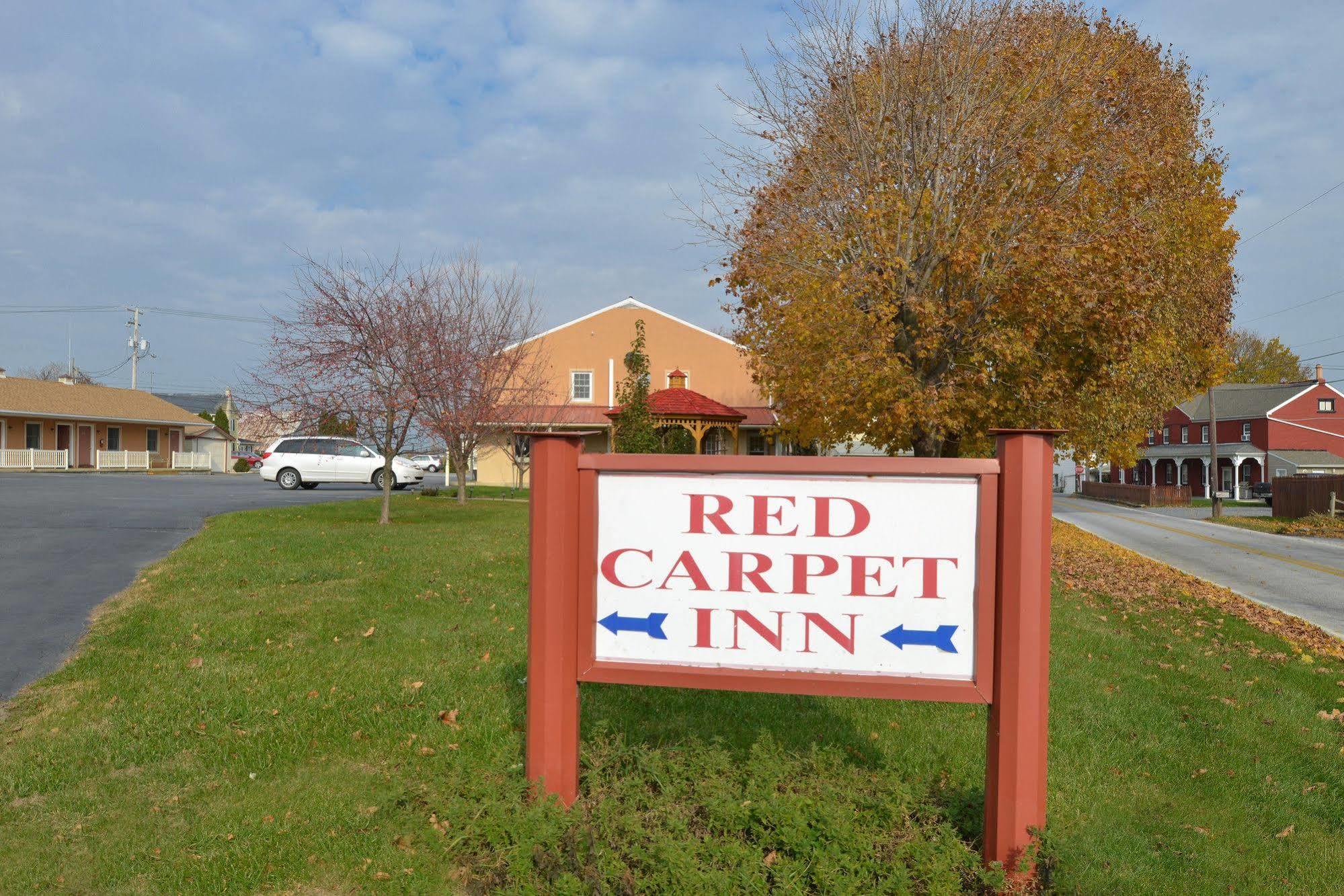 Red Carpet Inn Ronks Exterior photo